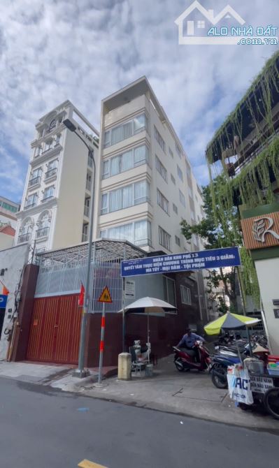 Kẹt Bank bán nhanh mặt tiền Thạch Thị Thanh - Quận 1 (5.5x26) giá cực tốt chỉ 48 tỷ