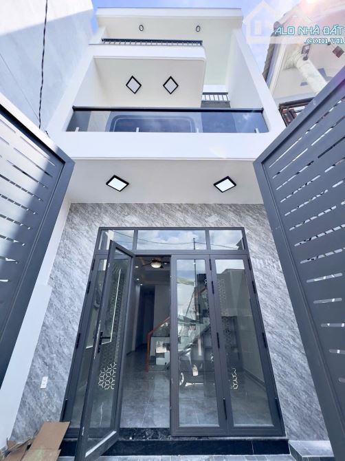 BÁN NHÀ 1 TRỆT 1 LẦU  TẠI P. BỬU HÒA - BH. DT: 4,5x14,7=66,4M2. GIÁ: 2TỶ850
