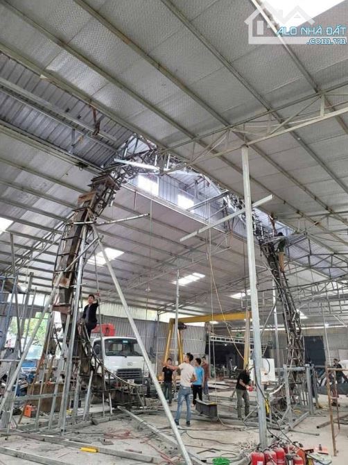 Cho thuê 700m2 xây mới tại Phung Châu, cách cầu mai linh 5km