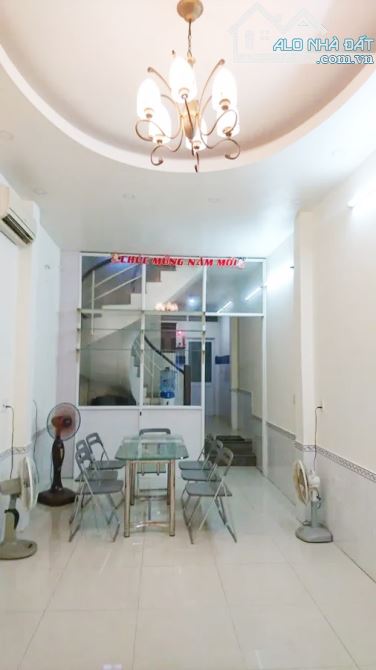 NHÀ HẺM XE HƠI, HẺM KINH DOANH KỲ ĐỒNG QUẬN 3, 35M², 4 TẦNG NHỈNH 9 TỶ – GẦN NGÃ 6 DÂN CHỦ