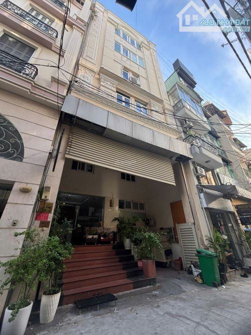 Khách sạn 7 tầng, 26 phòng, ngay MT Trần Hưng Đạo, P. Phạm Ngũ Lão, quận 1, giá 75 tỷ