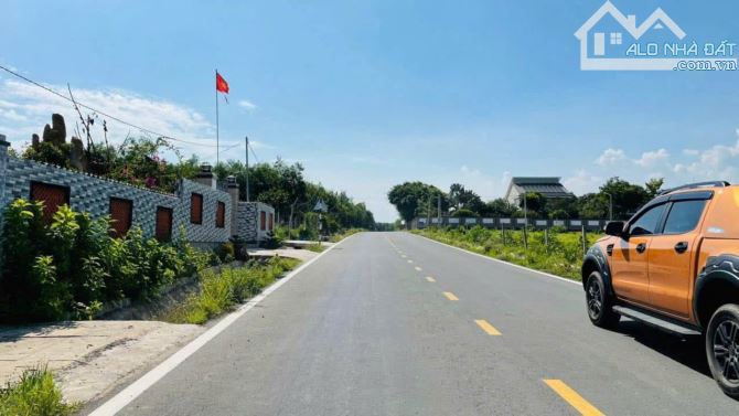 Bán 10 lô đường nhựa rộng 12m cách biển Lan Rừng Resort 2km Xã Phước Hải ,BRVT