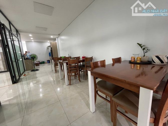 (THANG MÁY) Bán nhà phân lô Cầu Diễn 80mx5T MT 8m 20 tỷ oto tránh vỉa hè 5m KDVP 500tr/1T