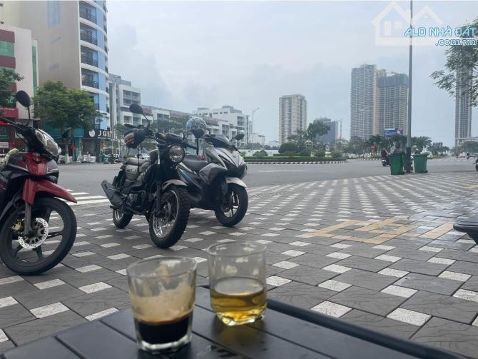 Bán Lô Góc 3 mặt tiền Phạm Văn Đồng - DT 2470m- GỌI ĐÀM TIẾN❌