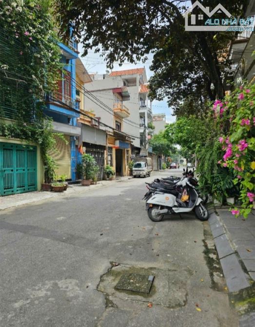 F0 - Chủ cần bán  gấp nhà 3 tầng cũ Thanh Am
