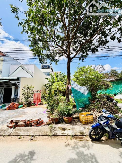 BÁN CẶP NỀN ĐƯỜNG F2 KDC BÌNH NHỰT GẦN SIÊU THỊ AEON MALL