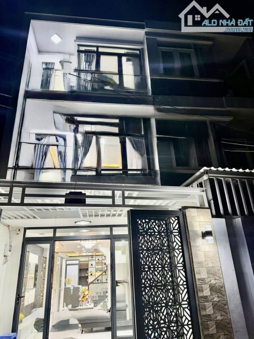 BÁN NHÀ 3 TẦNG 7,45 TỶ, 160 NGUYỄN VĂN QUỲ, Q7