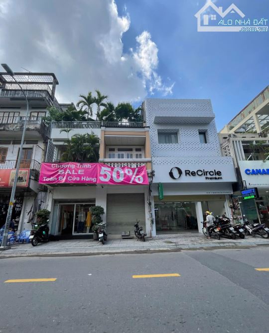 35-37-39-41 Nguyễn Hữu Cầu, Phường Tân Định, Quận 1 DT 13x23m CN 308m2 3 lầu HĐT 175 Triệu