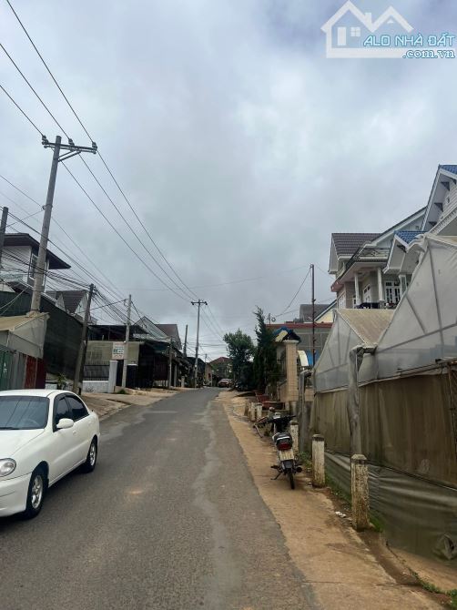 Bán Lô đất liên kế mặt tiền Ngô Thì Sỹ, p4, Đà Lạt