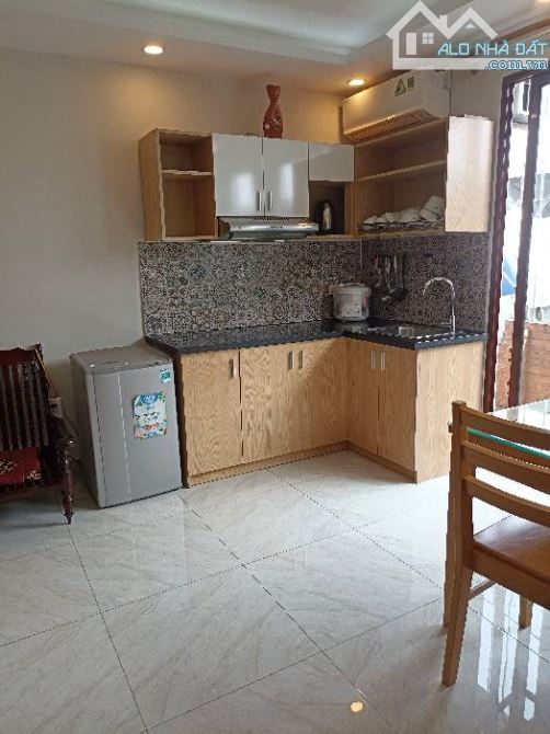 Bán nhà mặt phố Nguyễn Khuyến, Quốc Tử Giám, 150m2 x 8 tầng, mặt tiền gần 4m, 85 tỷ!