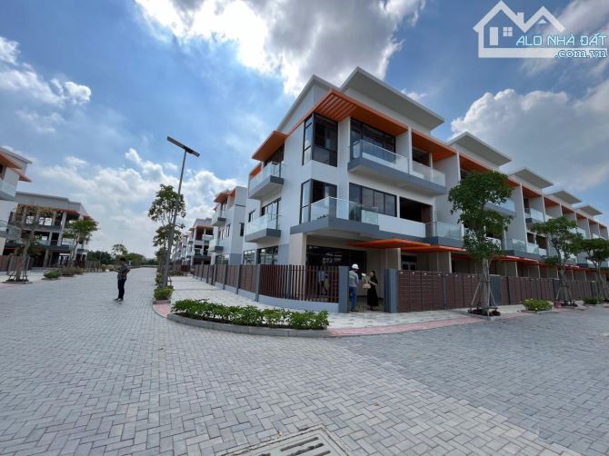 Giỏ hàng 100 căn nhà phố đẹp nhất dự án Elite Life, mặt tiền đường 826E, cách Phú Mỹ Hưng
