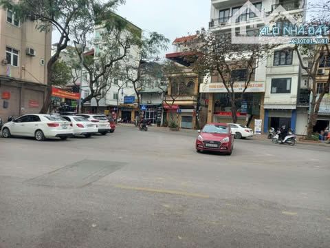 NHÀ NGỌC LÂM 55M- 7 TẦNG - 6MT- 14 TỶ- LÔ GÓC - THANG MÁY - SỔ NỞ HẬU - NHIỀU TIỆN ÍCH