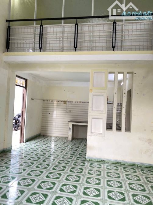 Cực hiếm! Nhà 2 mặt kiệt Âu Cơ thoáng  – Có sẵn 2 phòng trọ thu nhập ổn định