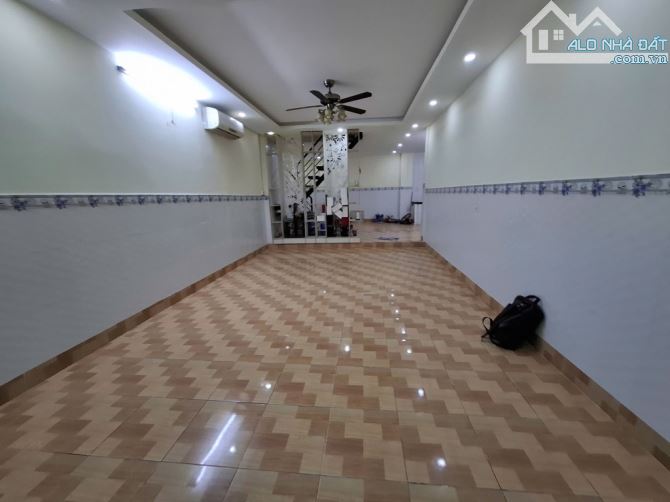 🏠BÁN NHÀ SIÊU TO - PHẠM VĂN ĐỒNG P.1 - 76M2 ( NGANG 4.7M ) - NHÀ NỞ HẬU - CHỈ 4.X TỶ