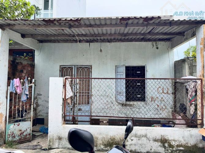 🔥 BÁN ĐẤT TẶNG NHÀ C4 – KIỆT Ô TÔ CÁCH ĐƯỜNG CHÍNH CHỈ VÀI BƯỚC – CHÍNH HỮU, SƠN TRÀ
