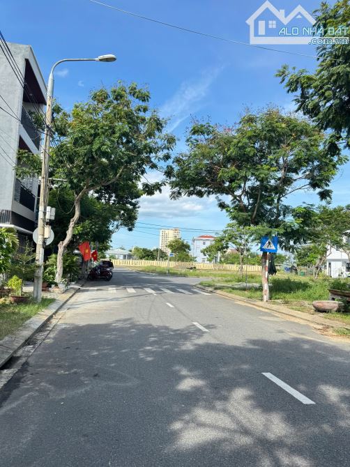 Bán đất đường Đa Mặn Đông 1 ngay trung tâm quận Ngũ Hành Sơn gần Biển