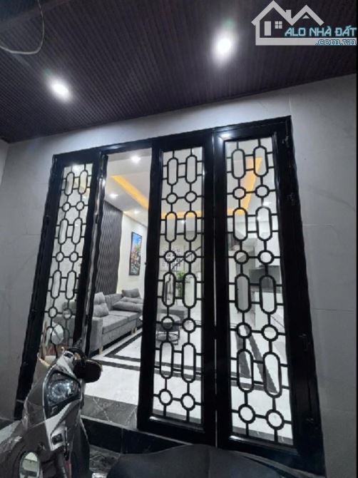 🔥 CƠ HỘI SỞ HỮU CĂN NHÀ 4 TẦNG, MT 4M ĐẸP LONG LANH 35M2 PHỐ ĐỘI CẤN, TIỆN ÍCH BẠT NGÀN,