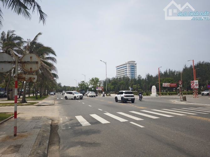 Village Dòng Tiền Biển Mỹ Khê- Mặt Tiền Đường 7m5 Trần Văn Dư-120m2- Ngang gần 8m- 16 Tỷ 3