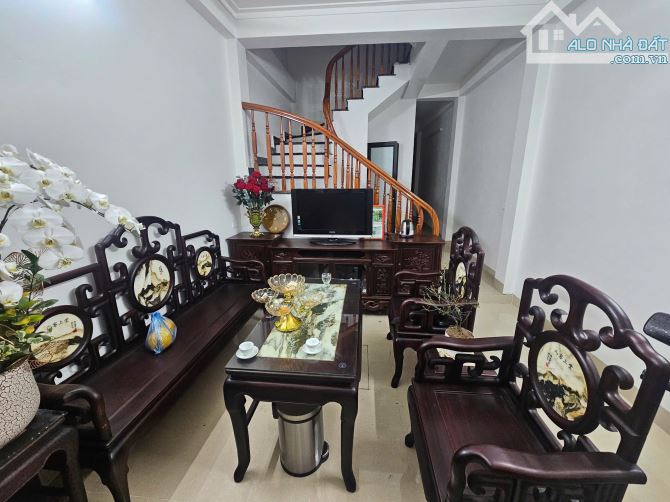 54,7m2 nhà Thôn Nội Đức Thượng, ô tô đỗ cửa dây xây thông