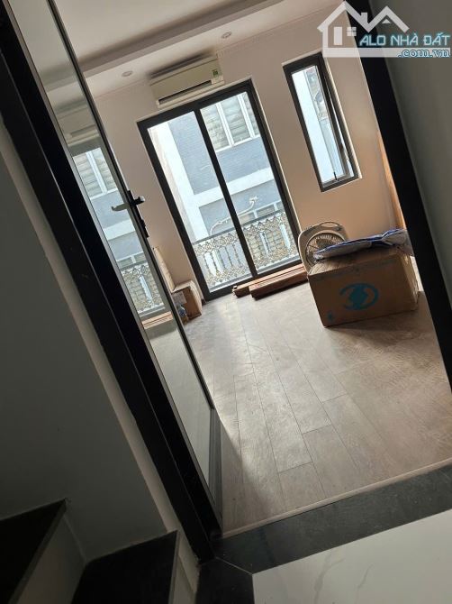 Bán nhà Đông Ngạc, Bắc Từ Liêm, 30m2, 5 tầng, giá 6 tỷ