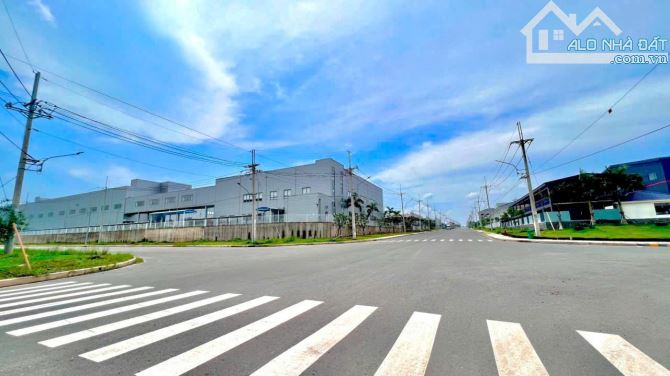 Cho thuê nhà máy cơ khí hạng nặng khuôn viên rộng 2Ha5 KCN Nhơn Trạch Đồng Nai . 👉 - 10