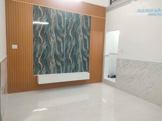 Bán nhà đúc lửng 2/ngắn đường Tân Chánh Hiệp 26 P.Trung Mỹ Tây TP.HCM - 1