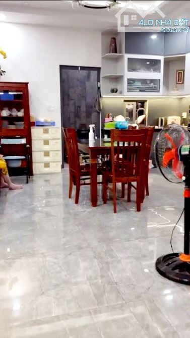 Nhà 2 Lầu Xây Ở Cần Bán Nhanh 5.2x19.5m Đúc 2 Lầu Đường Tân Hiệp 4, Hóc Môn Giá 6.3 Tỷ - 1