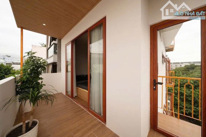 CHDV DÒNG TIỀN GẦN 100 THÁNG - PHẠM VĂN ĐỒNG- 75M2 - 5 TẦNG - 11 CHDV HẠNG SANG - KHU AN - 1