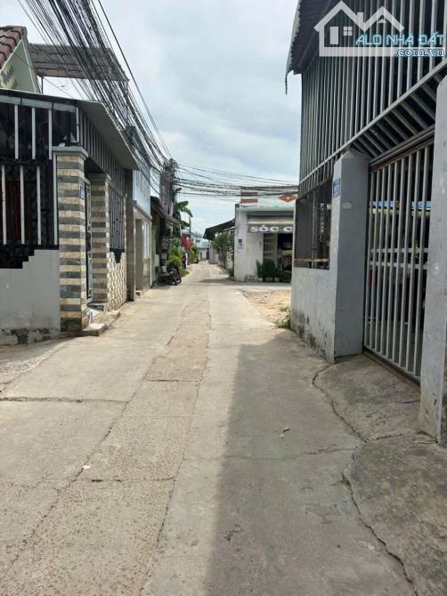 Bán gấp lô ga lê duẫn 113m2 thổ cư giá ngộp chỉ 1ty480 - 1