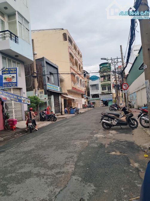 BÁN NHÀ 53/1/8TRẦN KHÁNH DƯ Q1 HẺM 10M CÓ VỈA HÈ DT 4x11,3 GIÁ CHỈ 13,5 TỶ TL - 1