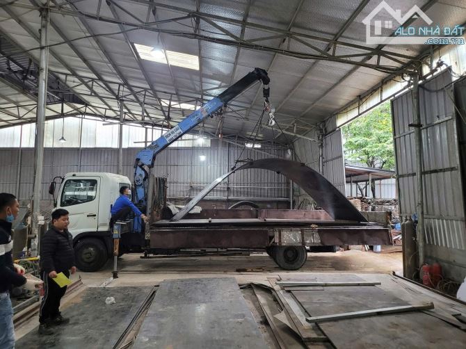 Cho thuê 700m2 xây mới tại Phung Châu, cách cầu mai linh 5km - 1