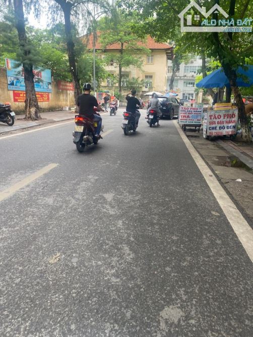 Bán nhà phố Tạ Quang Bửu, Hai Bà Trưng 73m, 3 tầng, mt 5.2m .Giá: 14.6 tỷ - 1