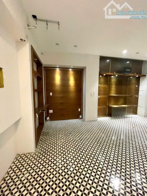 Bán nhà mặt tiền ngang 12m dài 25m ngay Trần Não, Q2 - HĐT: 200tr/th - giá bán 63 tỷ !!! - 1