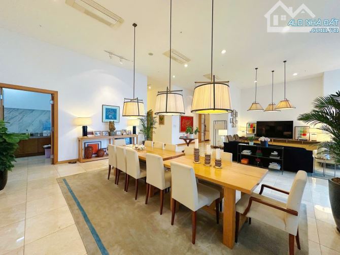 Cần bán căn Duplex tầng trên tầng 30 193m 4n4vs 16 tỷ Cc Sunshine City - Tây Hồ, full thất - 1
