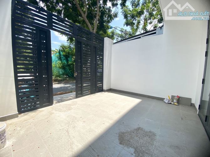 NHÀ 4TẦNG QUẬN 8 – MẶT TIỀN KDC ĐỒNG BỘ – VIEW ĐẸP – GIÁ BẤT NGỜ - 1
