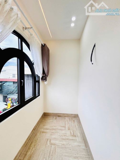 NHÀ TRỆT LẦU XÂY MỚI THIẾT KẾ HIỆN ĐẠI - HẺM 25 NGUYỄN VĂN LINH, HƯNG LỢI - 1
