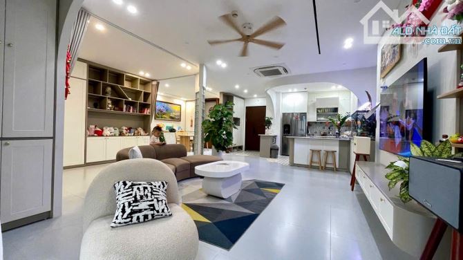 Chính chủ gửi bán căn chung cư siêu đẹp 146m 3PN ở La Khê, Hà Đông, giá 9.1 tỷ - 1