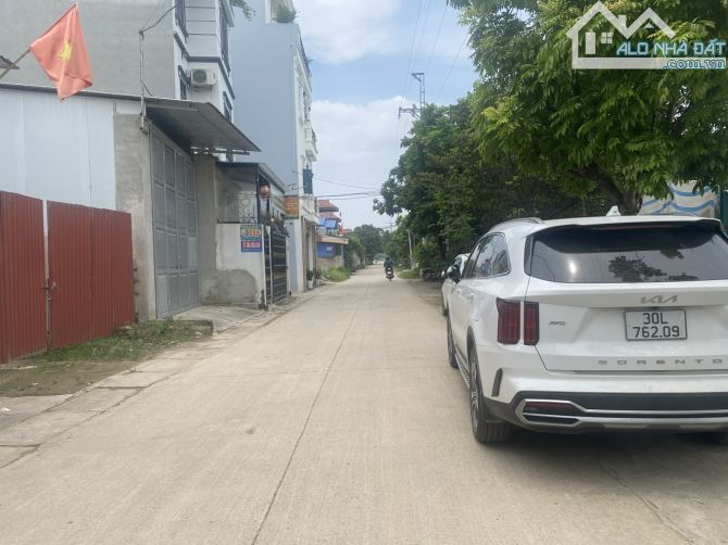 Bán gấp 60m2 đất Quang Tiến- Sóc Sơn-MT 5m-Hơn 2 tỷ-Đường thông-Ô Tô đỗ cửa - 1