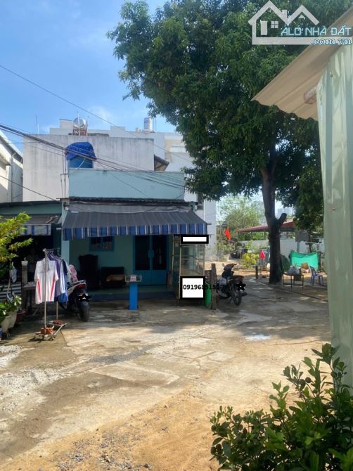 Căn góc, nhà c4 - 104m2- Gần bách hoá xanh – 1 sẹc Đ.Nguyễn Thị Định,  Quận 2- 5,9 tỷ TL - 1