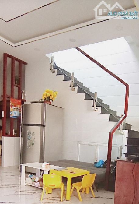 Nhà 1sẹc Đ. Nguyễn Duy Trinh Quận 2, gần Global City, Dt 73,5 m2 _2 tầng BTCT, chỉ 6,2 tỷ - 1