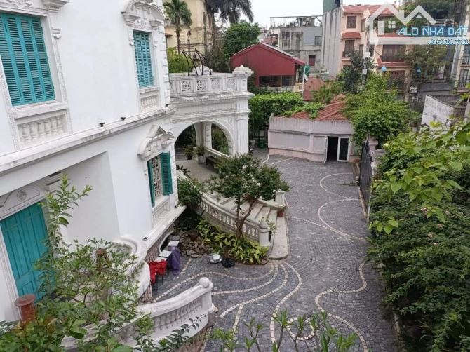 Bán biệt thự phong cách Pháp view Sông Hồng, 1330m², 4 tầng - 1