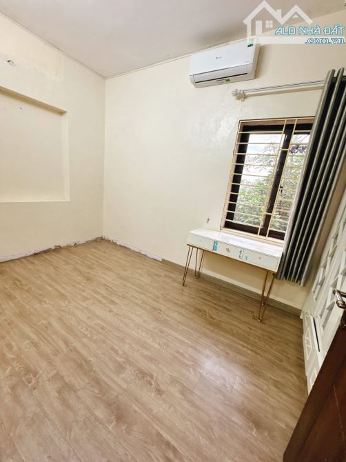 TT BÓNG ĐÈN PHÍCH NƯỚC RẠNG ĐÔNG NGUYỄN TRÃI 68M 3.4 TỶ NHÀ ĐẸP LÔ GÓC - 1