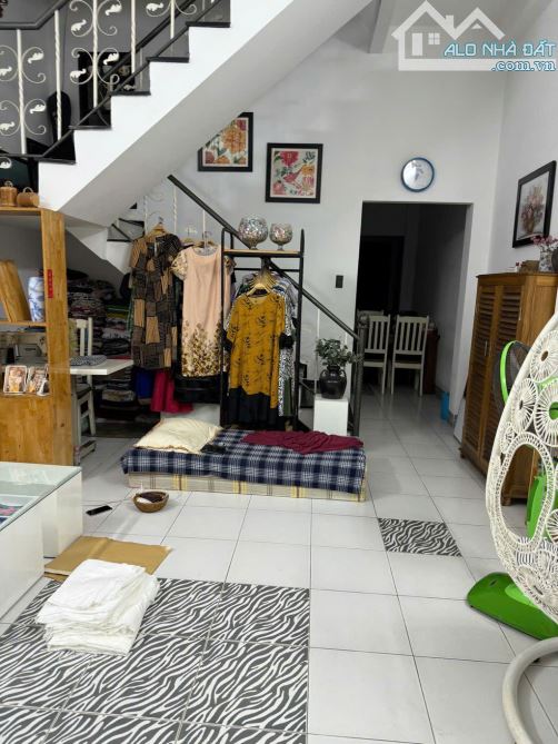 🏠 BÁN NHÀ 3 TẦNG ĐẸP – VIEW KÊNH THOÁNG MÁT – THANH KHÊ ĐÔNG, ĐÀ NẴNG - CHỈ 6,15 TỈ - 1