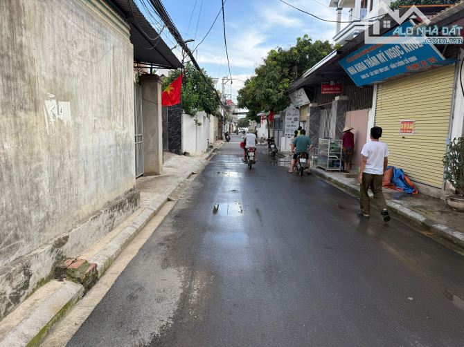 BÁN 69M² ĐẤT ĐẸP XÃ QUANG MINH - MẶT TIỀN 4.2M - NGÕ THÔNG Ô TÔ TRÁNH - GIÁ CHỈ 45 TRIỆU/M - 1