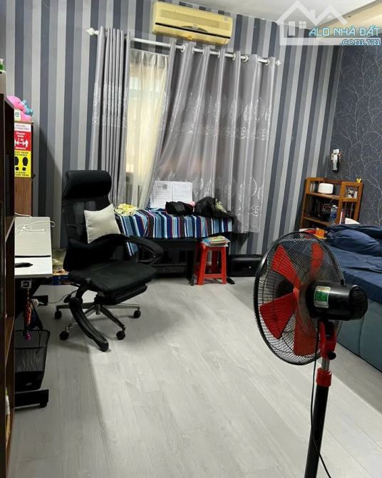 CỰC HIẾM! 2 MẶT TIỀN HẺM XE HƠI – NGUYỄN TRÃI,Q5 – KHU TRUNG TÂM - GIÁ TỐT! - 1
