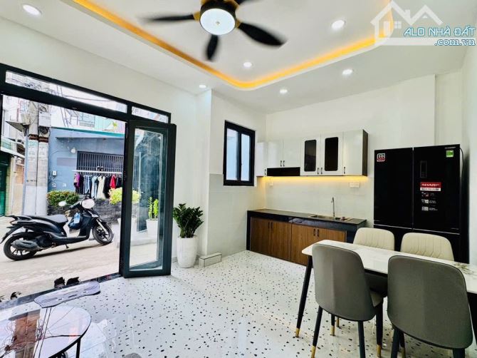 Bán nhà đẹp gần trung tâm Tp cạnh Nguyễn Đình Chiểu 2tầng 88m2 hẻm 5m nhỉn 4tỉ - 1