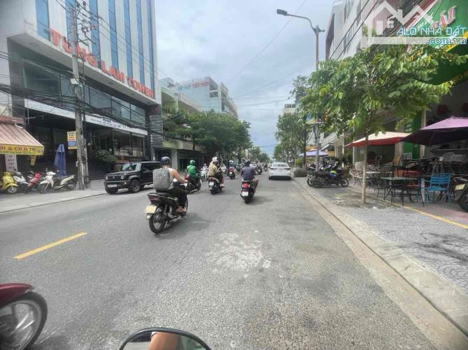 LÔ ĐẤT 2MT BÀ HUYỆN THANH QUAN- VỊ TRÍ XÂY CĂN HỘ ĐẸP- DT 121 M2 - HƠN 8 TỶ - 1