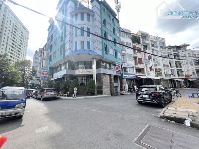 Khách Sạn 8 Tầng Góc 2MT ngay Nguyễn Đình Chiều, Q.1, 15x18m, HĐT 400 triệu, 104 Tỷ - 1
