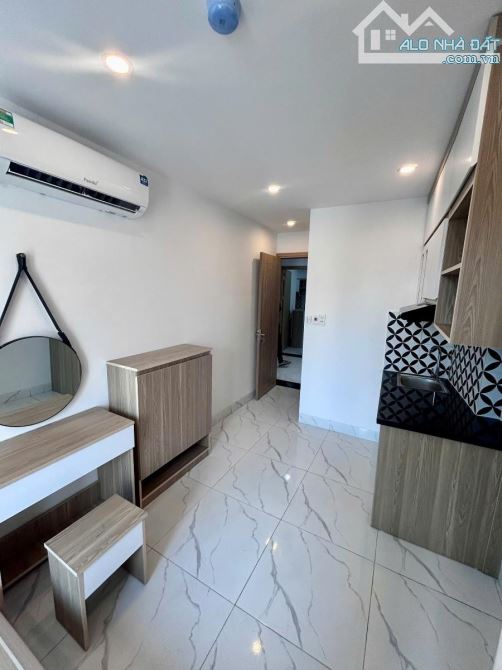 Toà CCMN Cầu Giấy gần ĐH Sư Phạm, 100m2 x 6T, 23PKK, dòng tiền 120 triệu/ th, 2 mặt thoáng - 1
