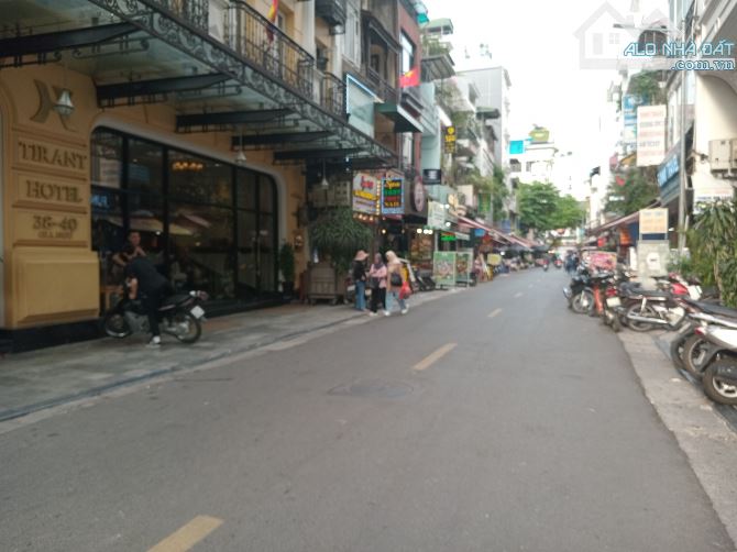 Bán nhà mặt phố Gia Ngư, xác định bán đất, Diện tích 280m2, Mặt tiền 10m, Giá 150 tỷ - 1